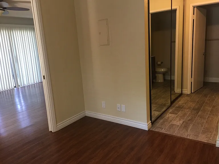 5717 Makati Cir #B — Photo 6