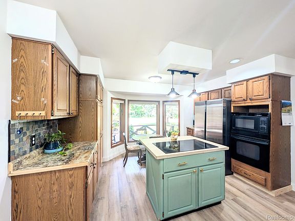 4th image of 5251 Lin Hill Dr