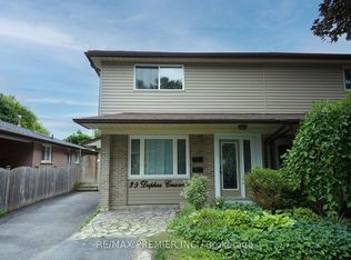 39 Daphne Cres, Barrie, ON L4M 2Y7