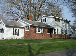 128 Chestnut St, Waterford, PA
