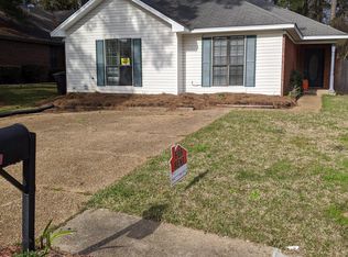 29 Ashland Ave, Brandon, MS 39047