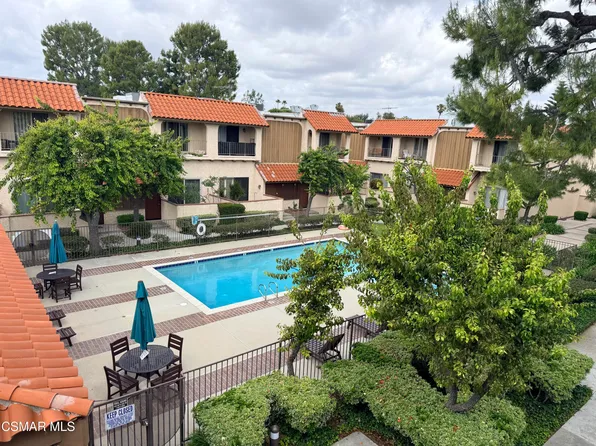 19545 Sherman Way Unit 17, Reseda, CA 91335