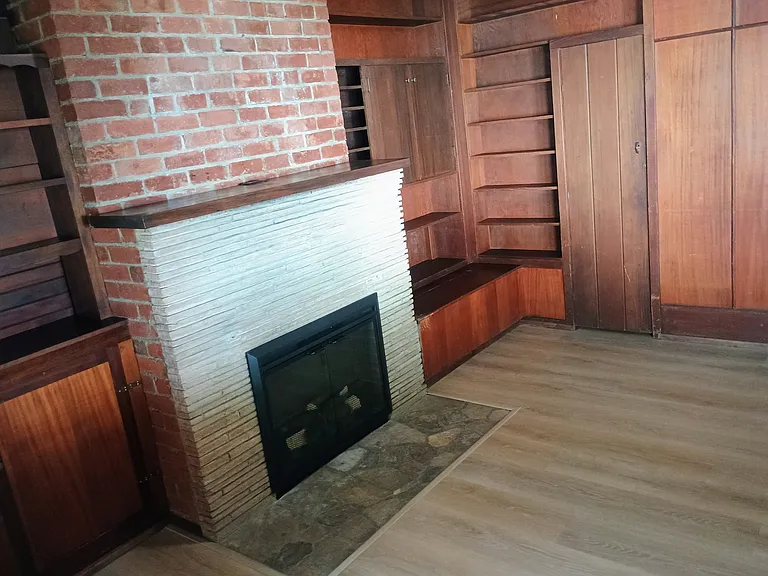 Den (Or Third Bedroom Or Office)