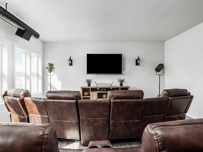 The Pines | Specials Available | Townhomes For Rent — Photo 19