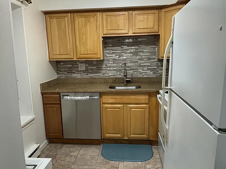 32 Candlewood Dr — Photo 7