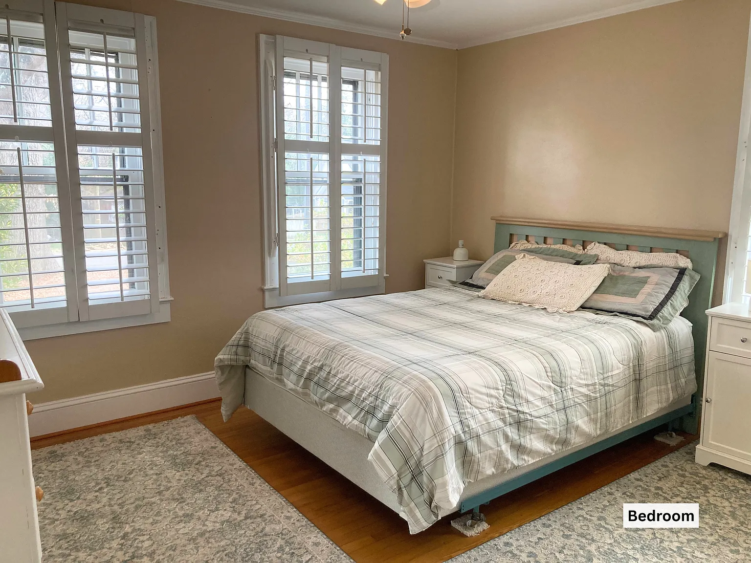 1 bed, 1100 sqft, $1,600 — Photo 4