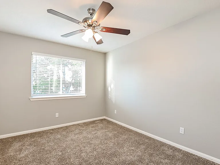 13003 Garlenda Ln — Photo 14