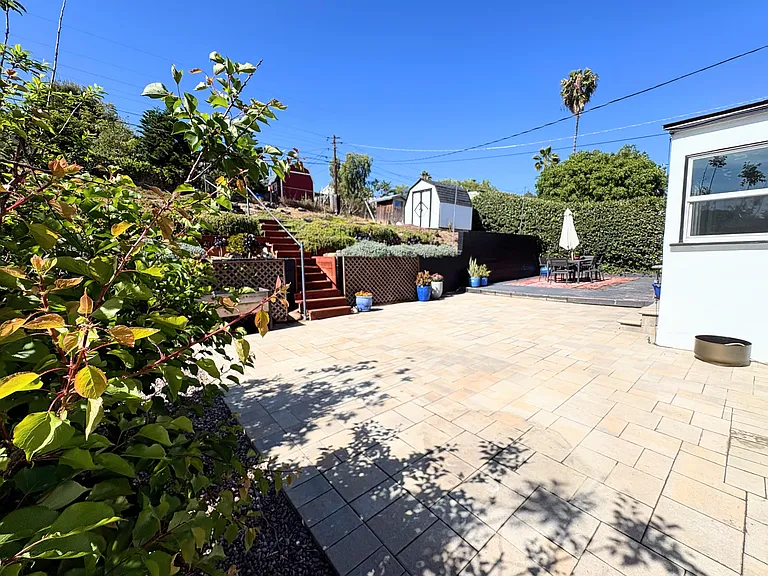 1926 Ensenada St — Photo 17