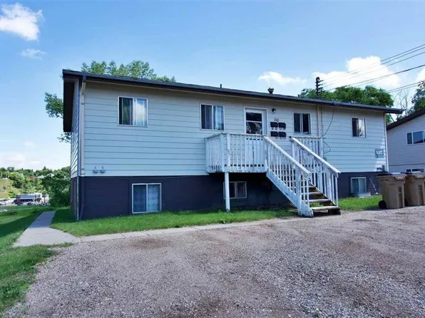 710 4th St SW, 710 4th St SW #B, Minot, ND 58701