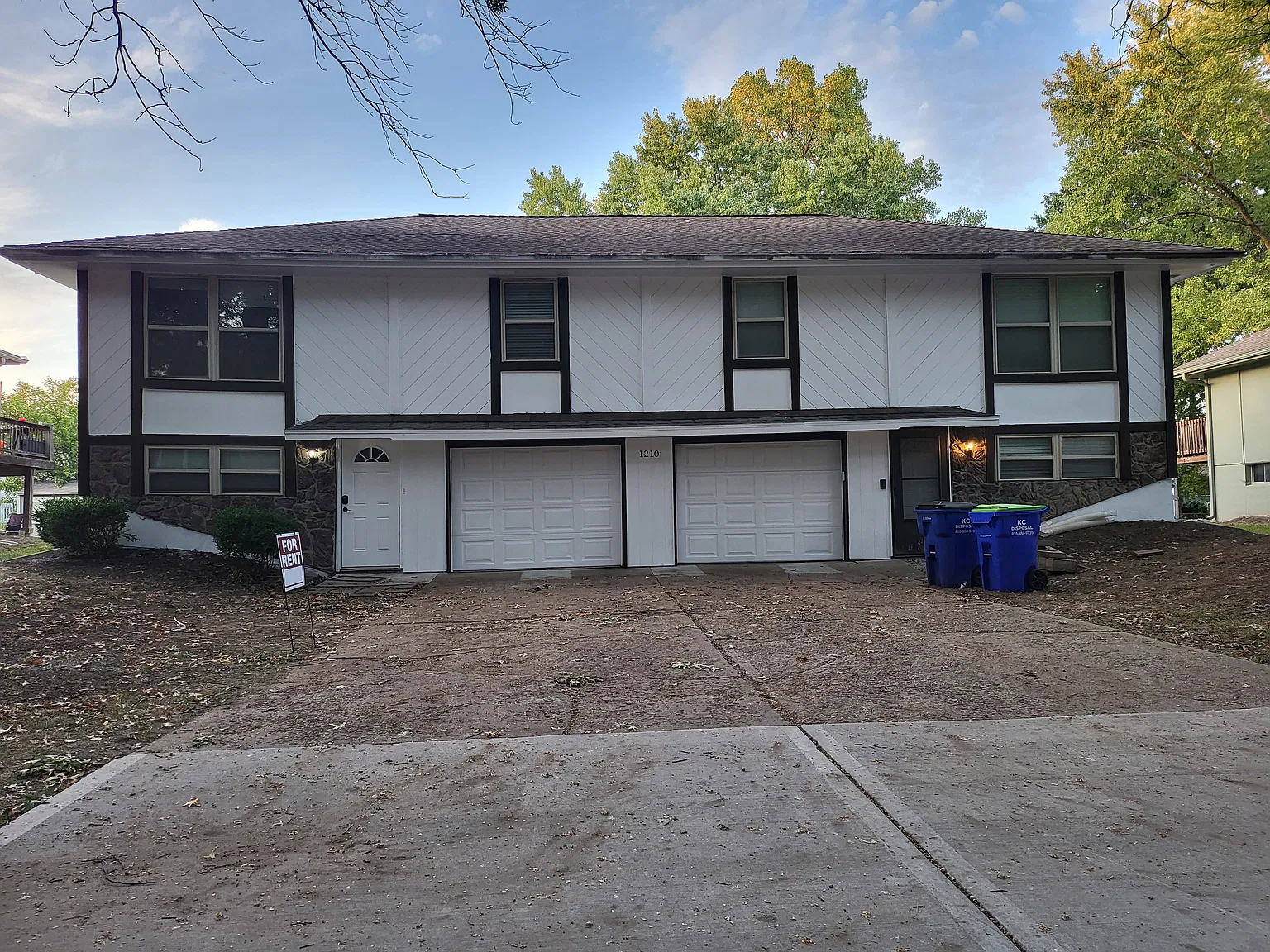 1210 SE 3rd Ter — Photo 1