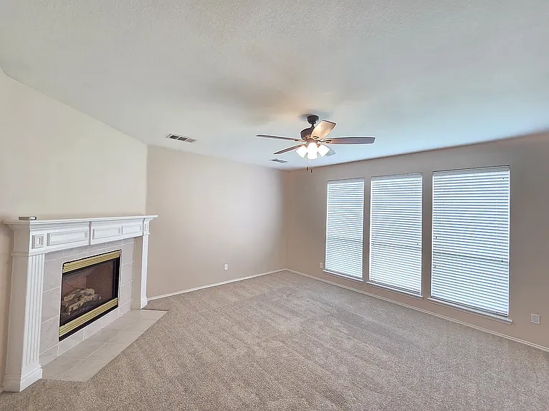 625 Manchester Dr — Photo 25