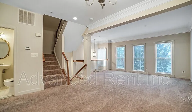 5109 Strawbridge Ter — Photo 2