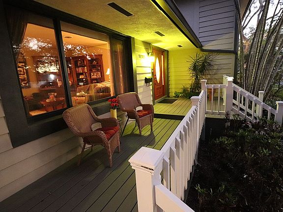 2nd image of 17305 SW 88th Ave
