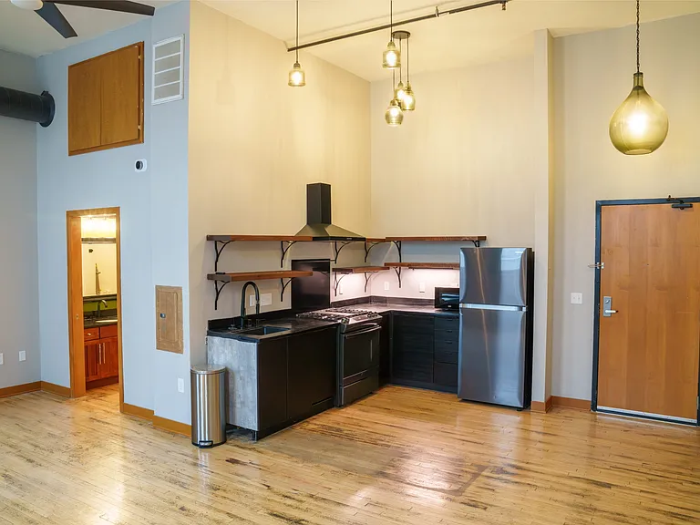 1017 S 2nd St #202 — Photo 16