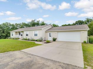 8283 S West County Line Rd, Greenville, MI 48838