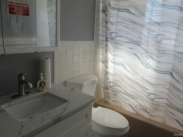 9 Alpine Dr #D — Photo 13