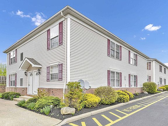3rd image of 11531 Riverview Ct APT 12