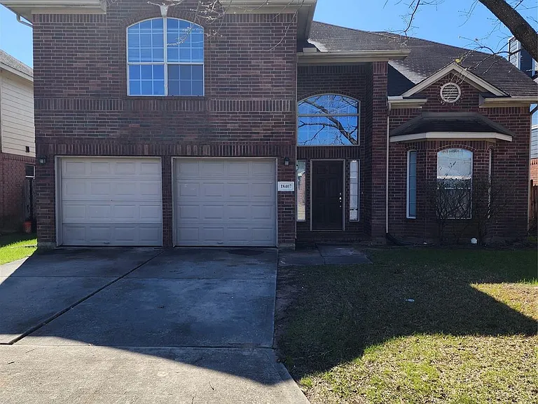 18407 Brenwood Manor Dr — Photo 1