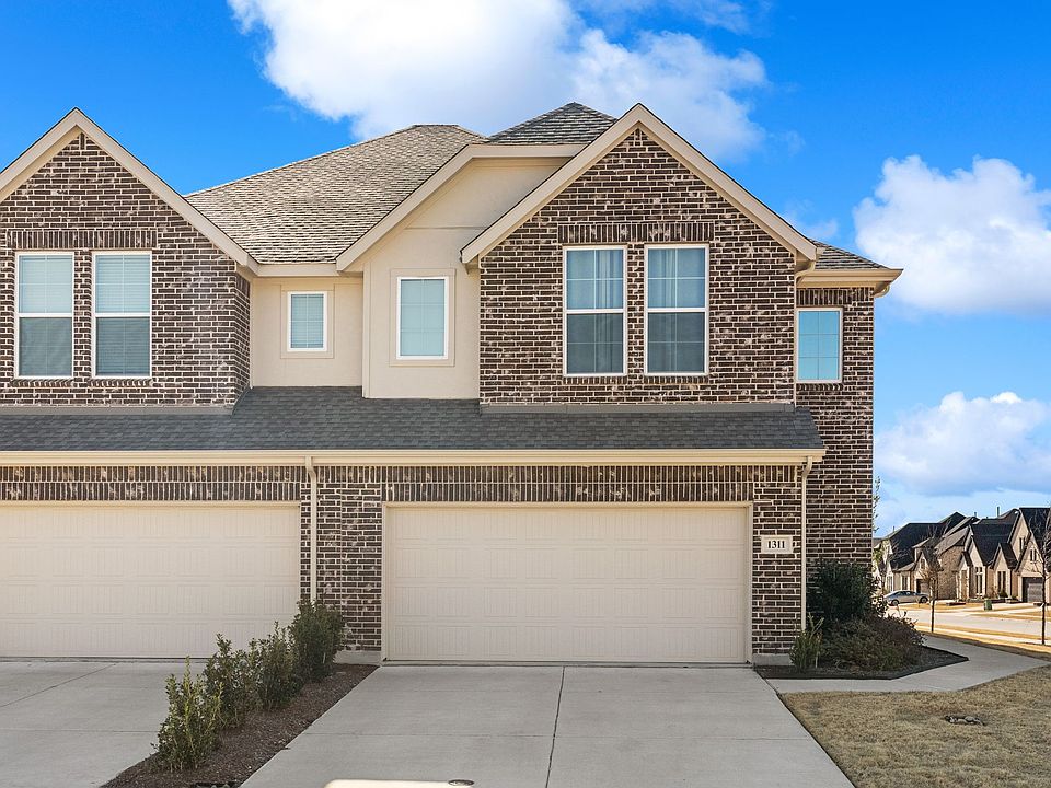1st image of 1311 Hill Country Pl