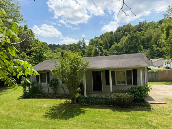 119 Embassy Dr, Grayson, KY 41143