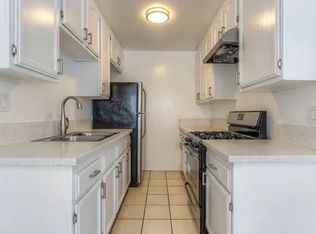 1134 N SYCAMORE AVE, Los Angeles, CA 90038