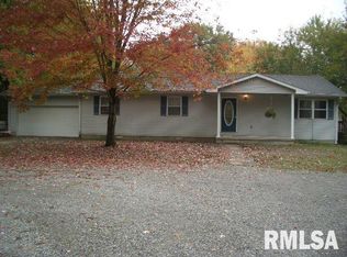 1300 N 10th St, Herrin, IL 62948
