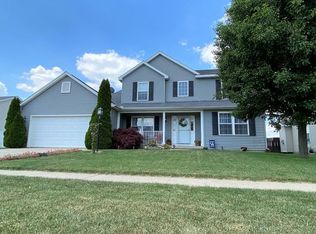 801 Chickory Dr, Champaign, IL 61822