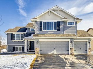 19240 Claremont Dr, Farmington, MN 55024