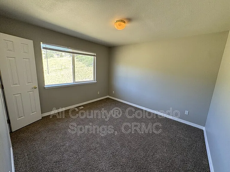 19120 Pinon Park Rd — Photo 21