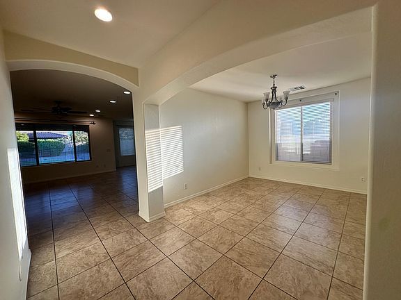 4th image of 1625 W Pelican Ct