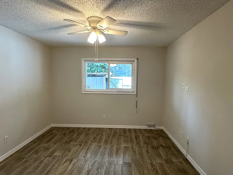 7111 Parkside Villas Dr N — Photo 13