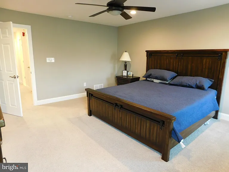 16740 River View Cir — Photo 11