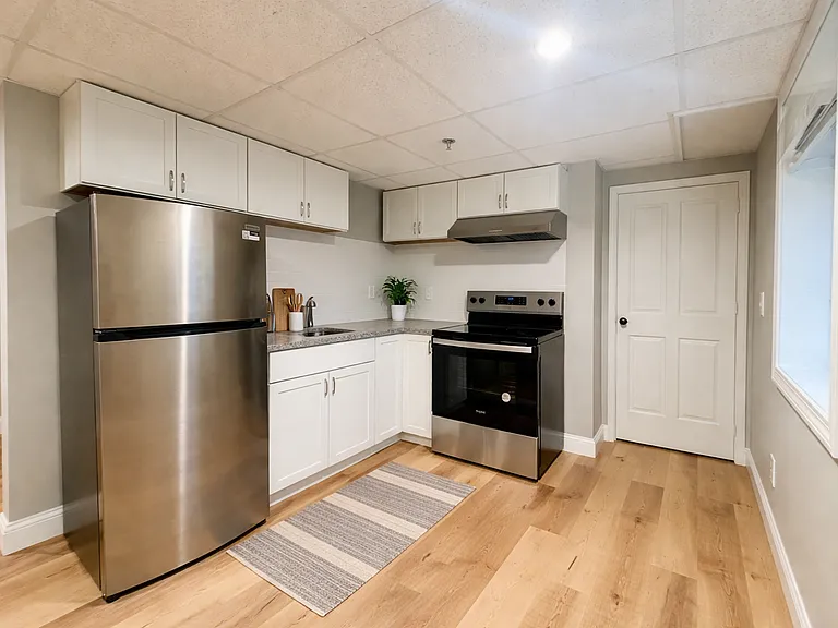 36 Chandler St — Photo 3