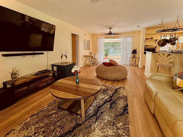 764 Forest Glen Rd — Photo 12