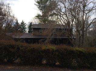 681 Rocky Point Rd, Wilkesboro, NC 28697