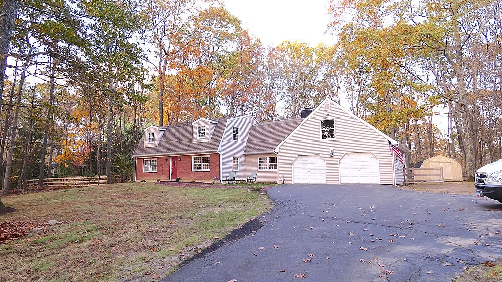 63 Kettletown Woods Rd, Southbury, CT 06488 Zillow