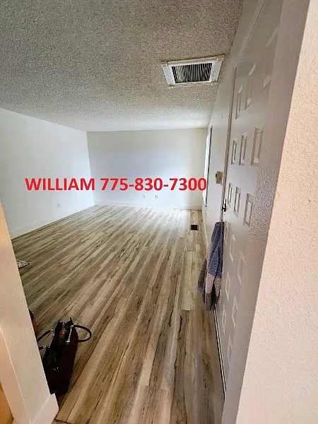 3 bed, 1080 sqft, $2,200 — Photo 4
