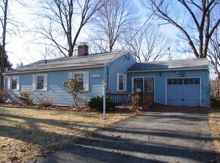 62 Arcadia Blvd, Springfield, MA 01118