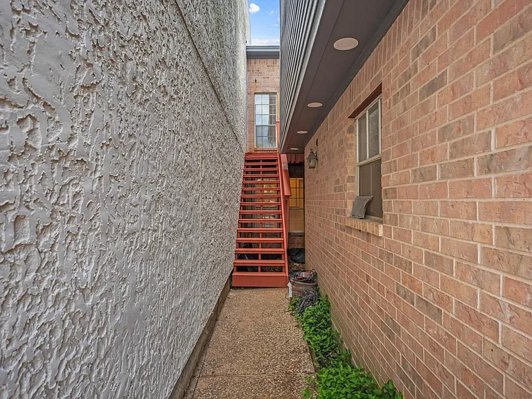 225 Capetown — Photo 35