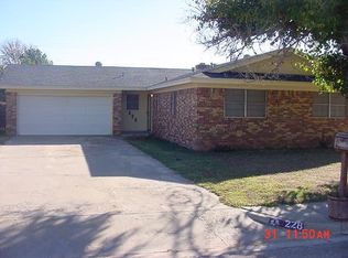 228 Hickory St, Hereford, TX 79045