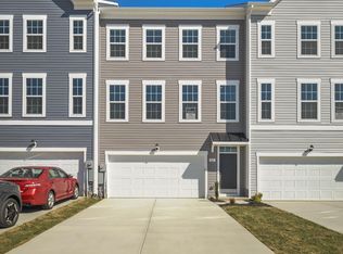 67 Stafford Pl, Falling Waters, WV 25419