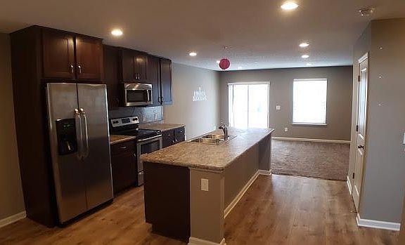 2nd image of 705 Eaglecourt