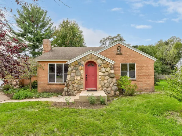 798 Myrtle Ave, Holland, MI 49423