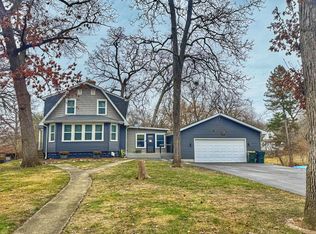 28612 W Mall Rd, Ingleside, IL 60041