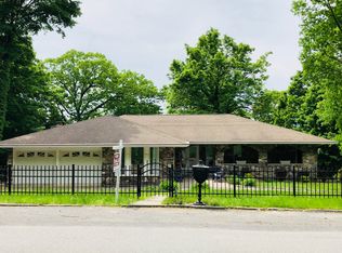 33 Fox Hill Rd, Wallkill, NY 12589