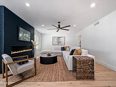 8725 E Malcomb Dr — Photo 22