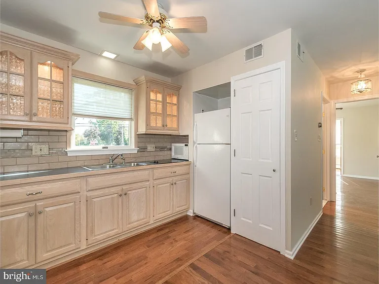 412 Norristown Rd — Photo 20