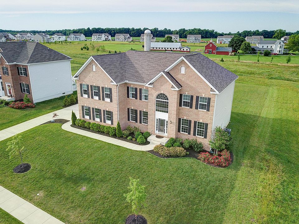 1st image of 306 Price Dr