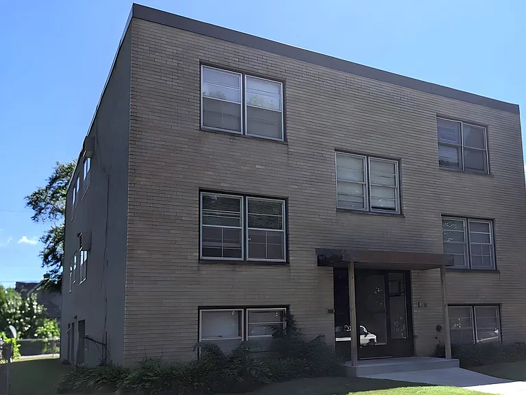 Fremont 4134 — Photo 14