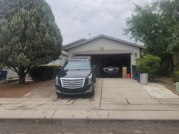 1749 W Rue De La Montagne, Tucson, AZ 85746
